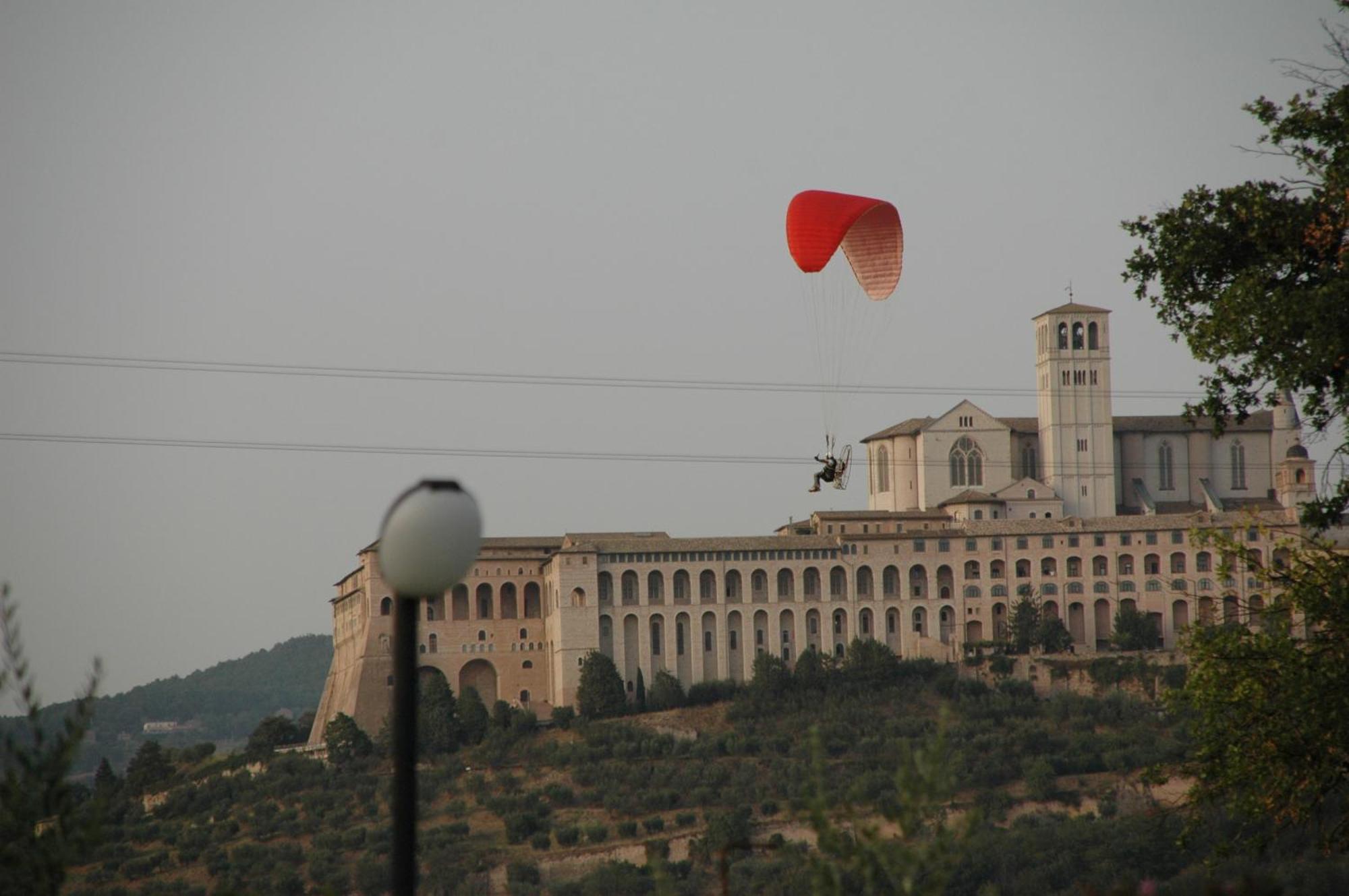 Il Podere Del Falco Assisi Exterior photo